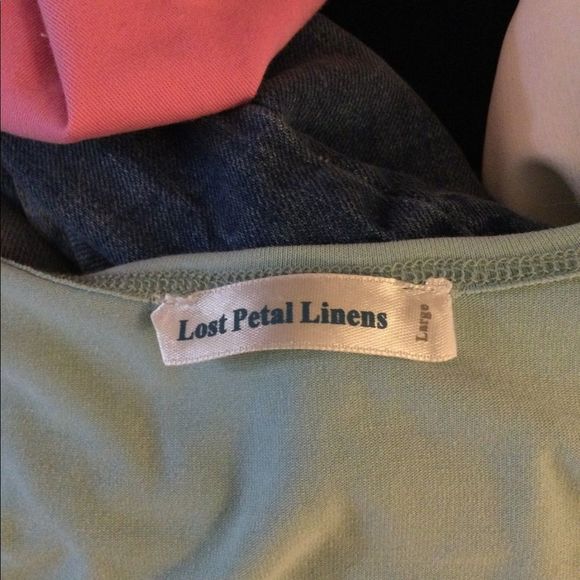 NWOT lost petal linens mint green sleeveless tank with tan cross size large - Picture 4 of 4